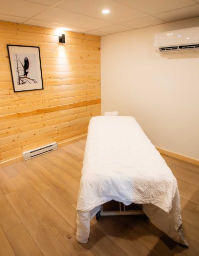 treatment table in middle of room